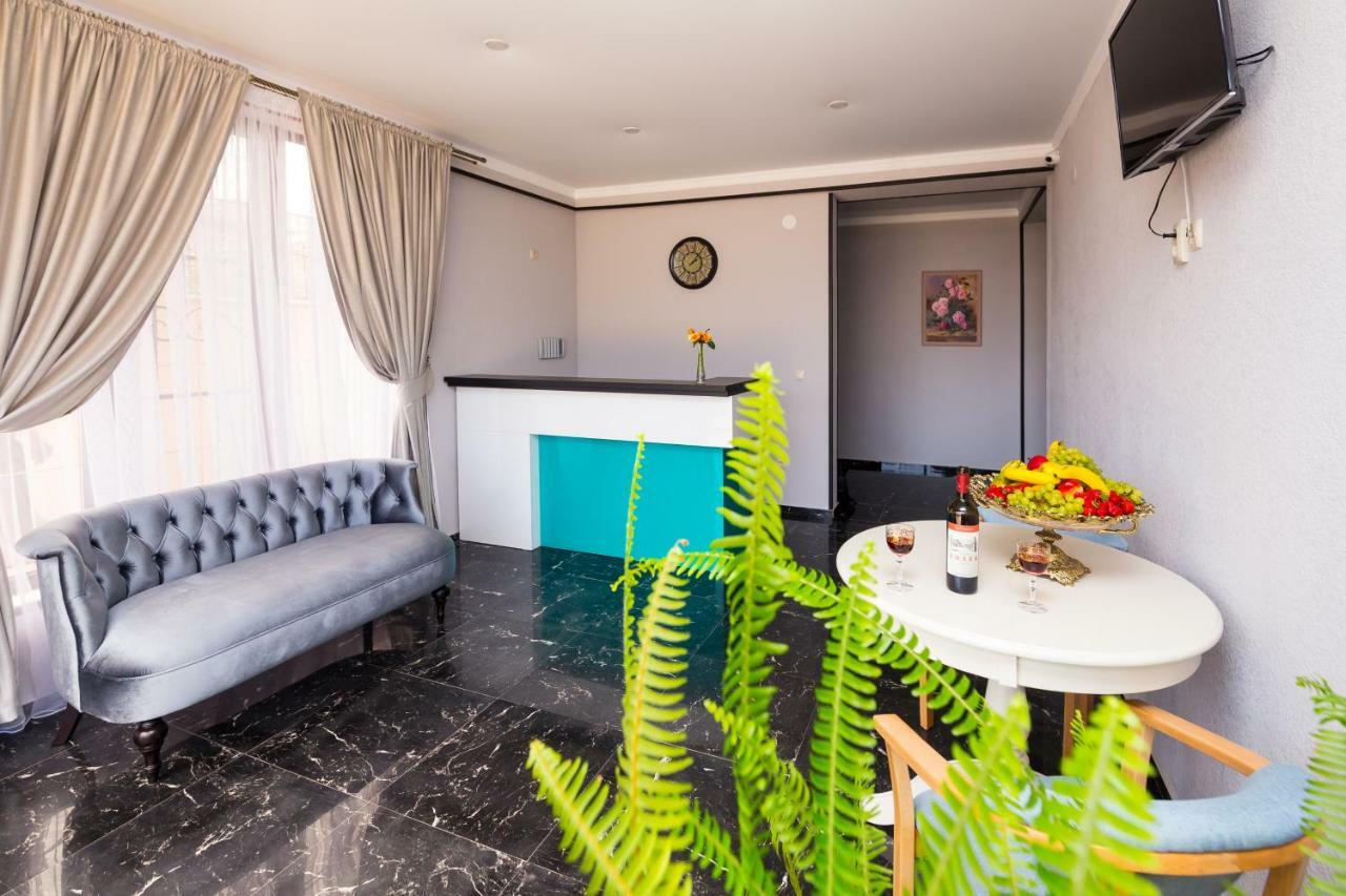 سوخومي Bmg Hotel المظهر الخارجي الصورة